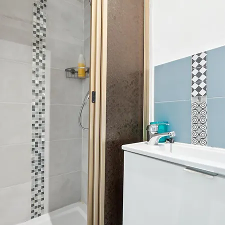 Budget Avec Parking Au Centre-ville Apartment Charleville-Mezieres