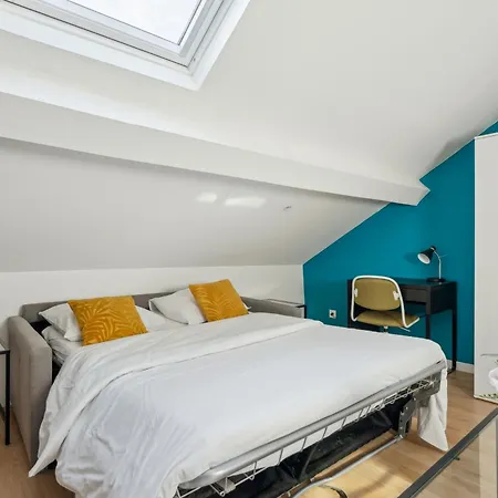Apartment Budget Avec Parking Au Centre-ville Charleville-Mezieres
