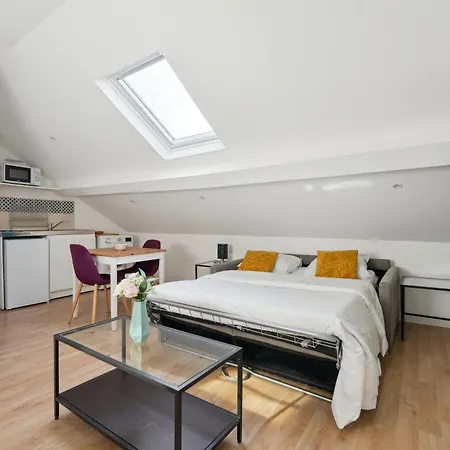 Budget Avec Parking Au Centre-ville Apartmán Charleville-Mézières